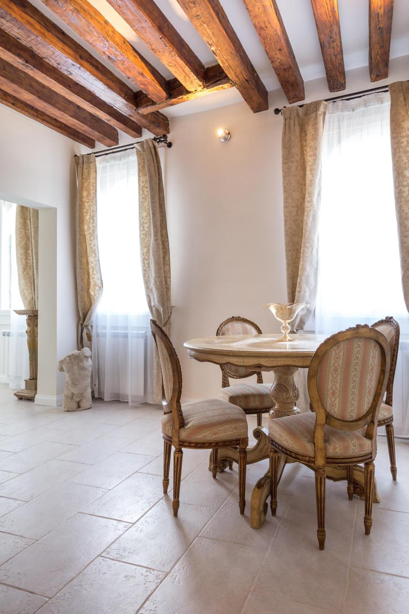 Michelle In Venice Charming Houses Room photo